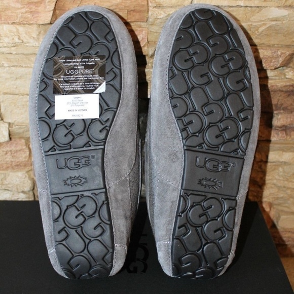 UGG ASCOT Wool Suede Slippers - Picture 4 of 5